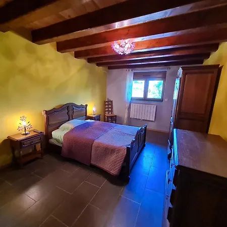 Charmante Avec Salle D'eau Privative Et Salon Commun, Proche Belgique Et Luxembourg Bed & Breakfast