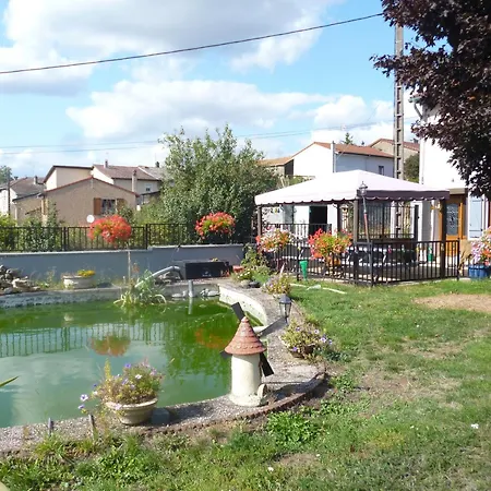 Bed & Breakfast Charmante Avec Salle D'eau Privative Et Salon Commun, Proche Belgique Et Luxembourg 3*